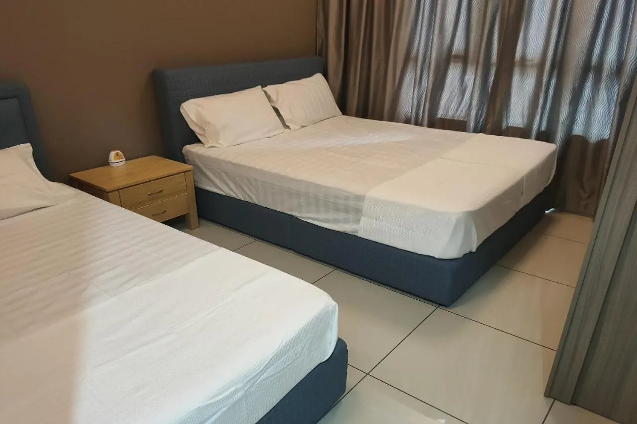 Oyo Home 90206 Parkland Residence Condominium Melaka 0*, 말라카 말레이시아
