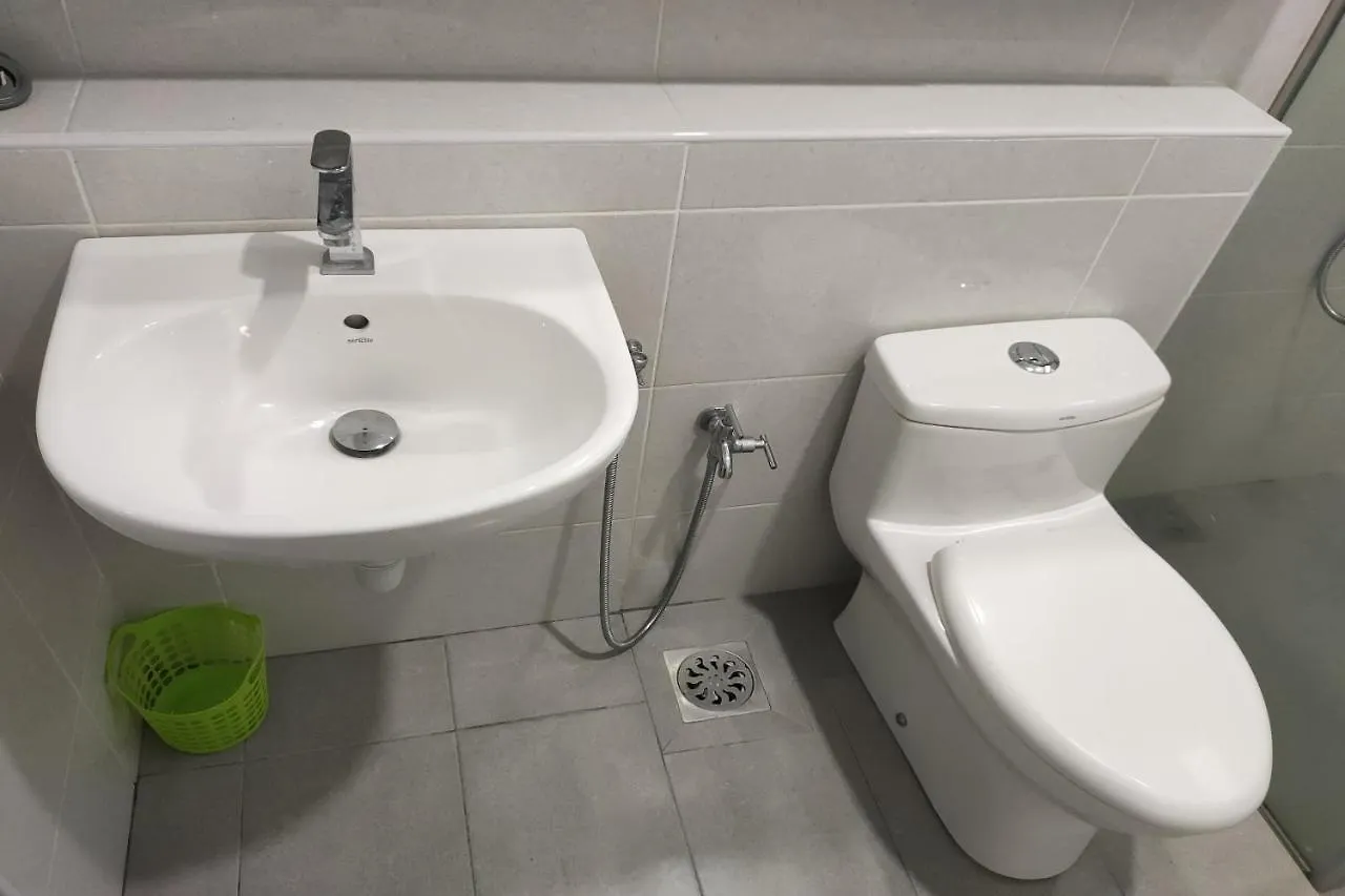 홈스테이 Oyo Home 90206 Parkland Residence Condominium Melaka