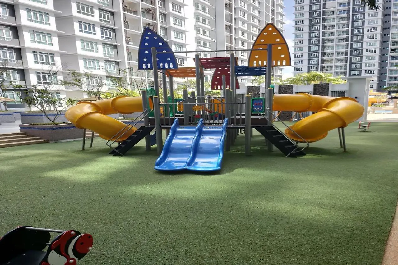 Oyo Home 90206 Parkland Residence Condominium Melaka 말라카